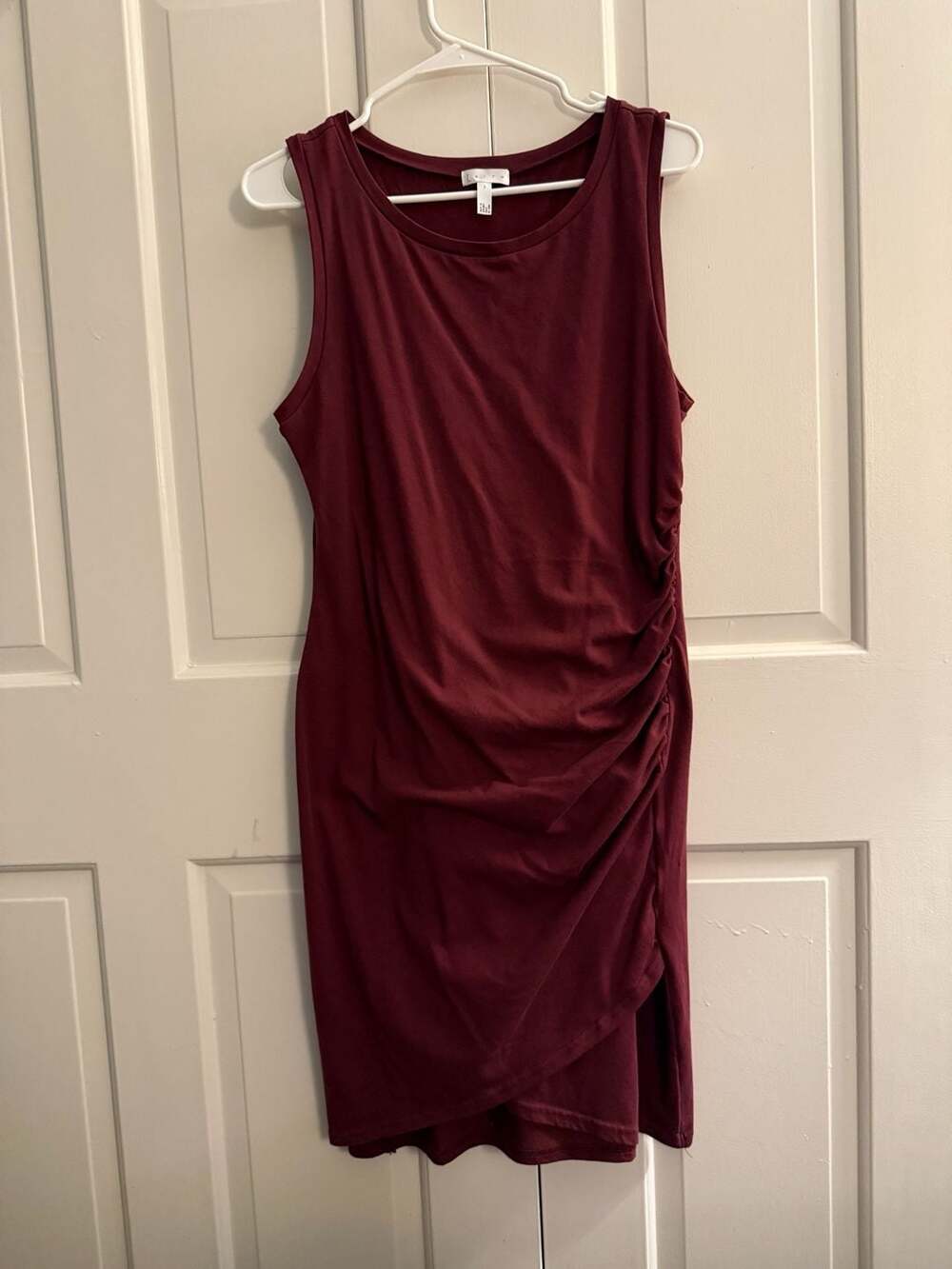 Leith Women's Sleeveless Ruched Bodycon Dress Burgundy Size L